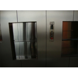 dumbwaitor/food elevator